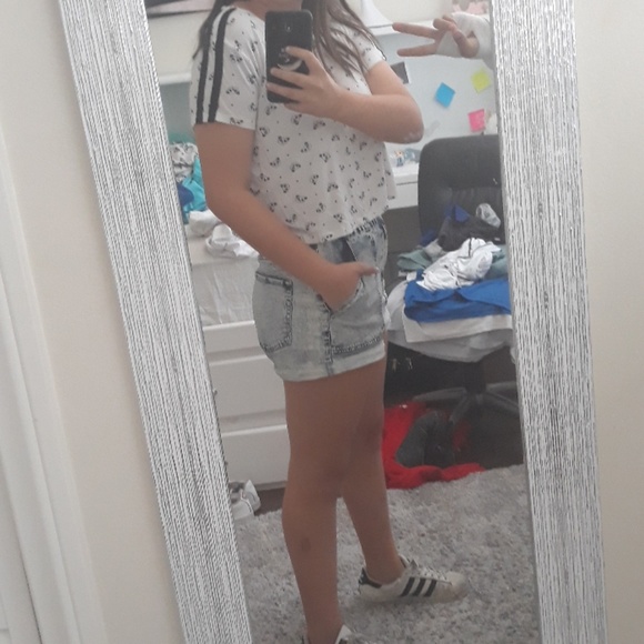 Top - Picture 3 of 3